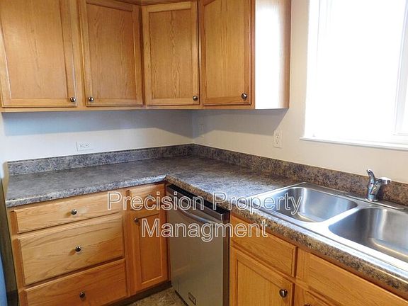 5th image of 2444 Merlot Dr