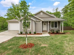 9 Hubert Ln, Bella Vista, AR 72715