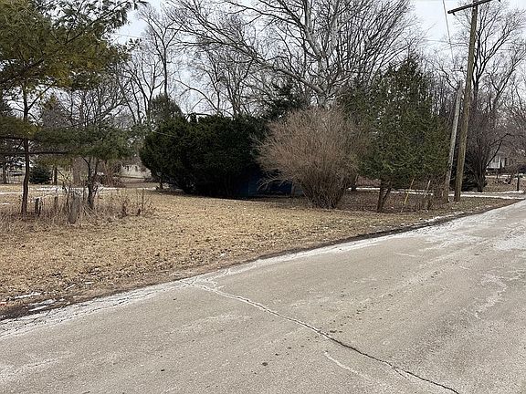 3rd image of 0 N Brewster Ave