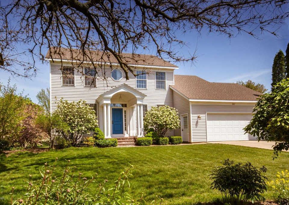 1st image of 197 Sun Meadow Ct