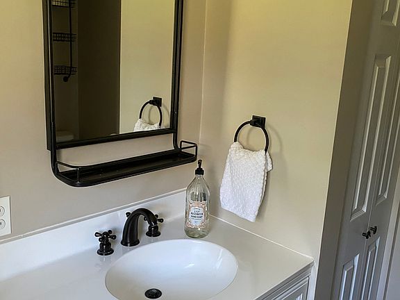 3rd image of 7306 Rectors Ln #1