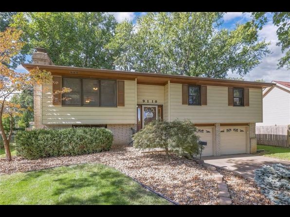 9110 Farley Ln