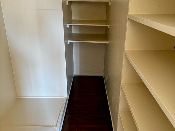 Walk-in closet
