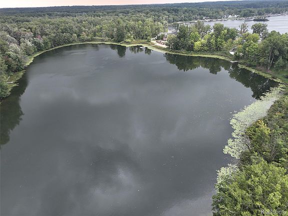 5th image of 0 Edgelake Dr