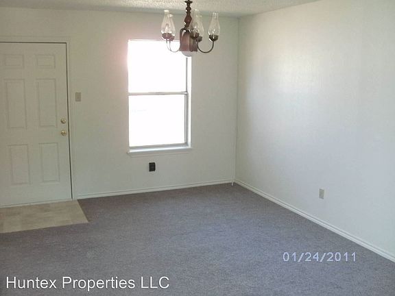 2nd image of 6712 Wren Dr