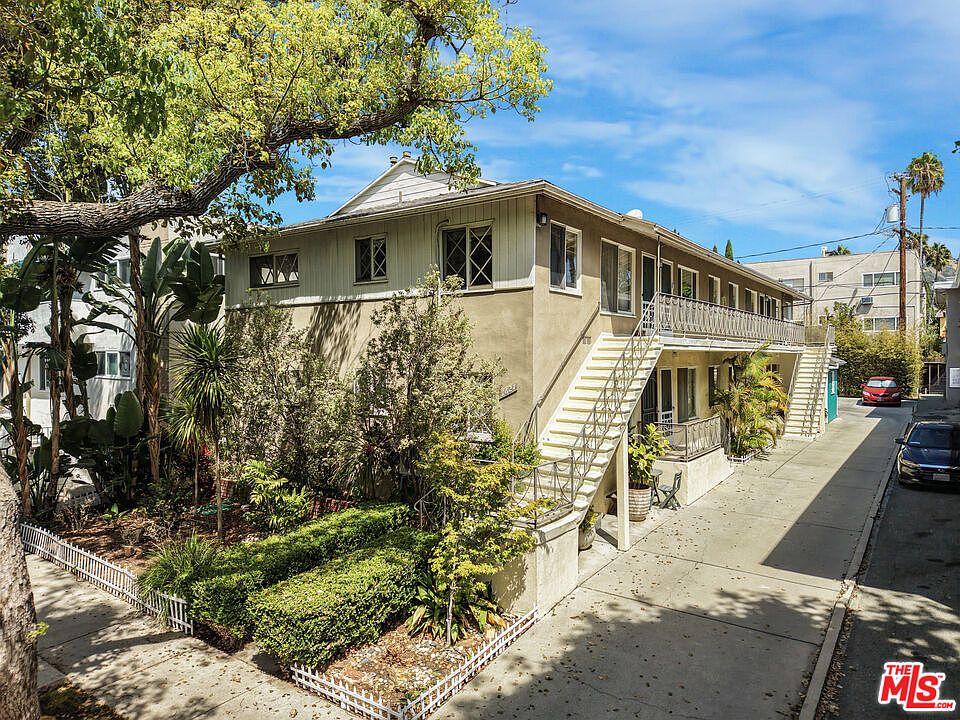 1st image of 7627 Hampton Ave