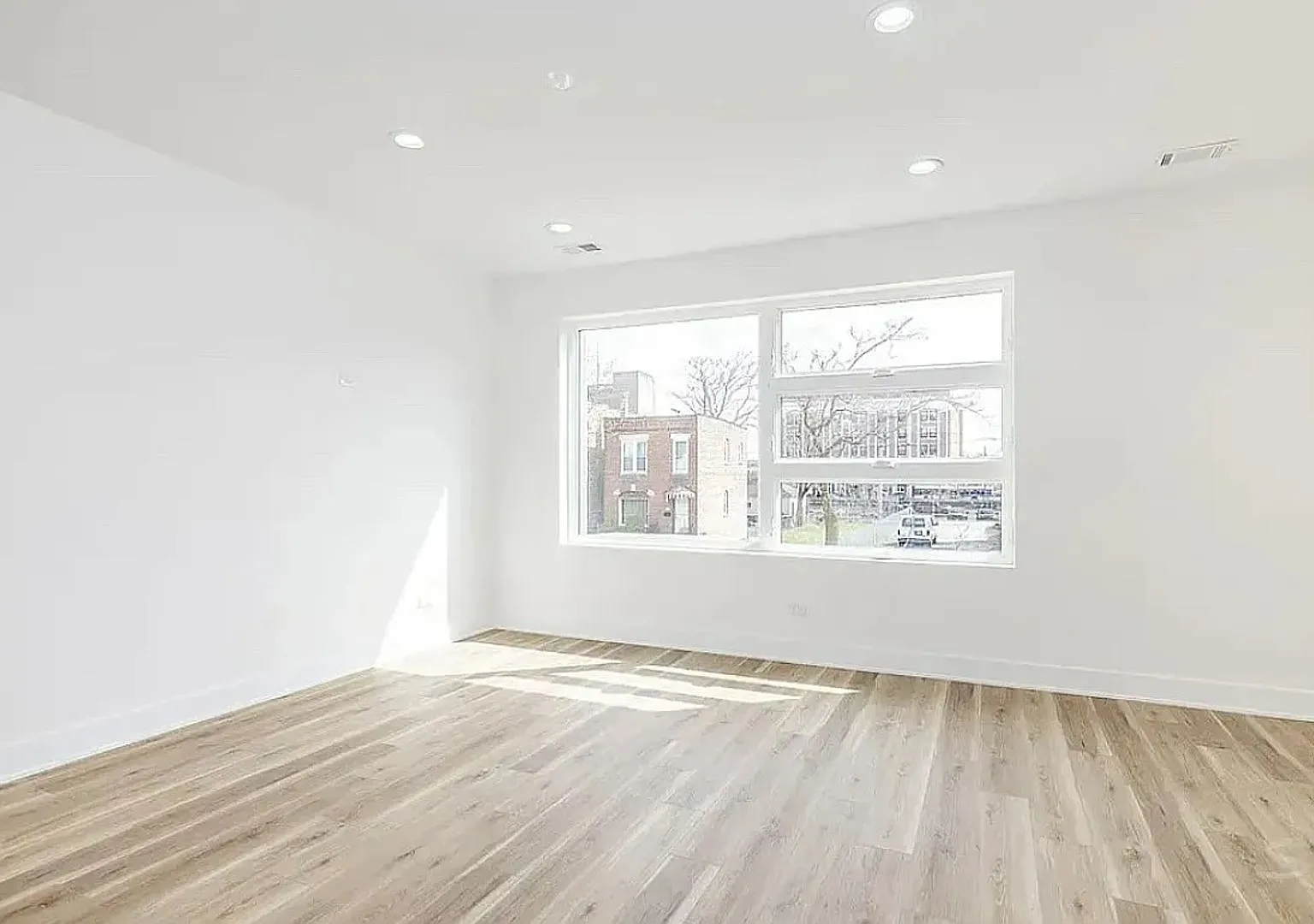 6328 S Evans Ave* — Photo 3