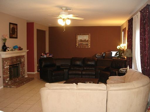 3rd image of 28812 Rock Canyon Dr