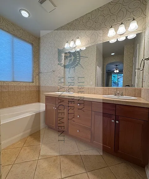4123 W Cherry Tree Ln — Photo 7