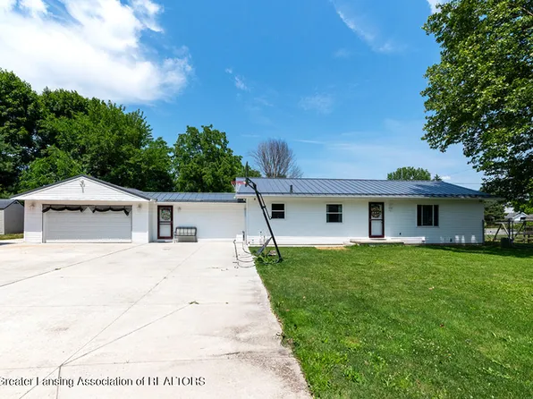 6014 Nancy St, Lansing, MI 48911