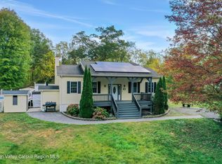 14 Spike Horn Rd, Saugerties, NY 12477