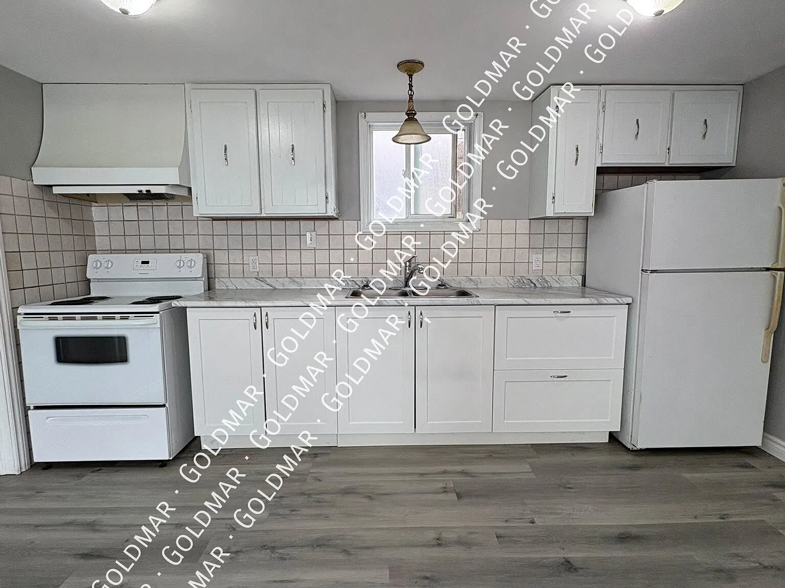 One Bedroom Lower Unit — Photo 3
