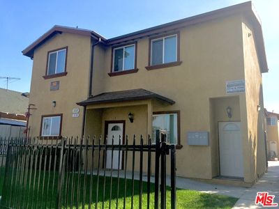 332 E 51st St, Los Angeles, CA, 90011