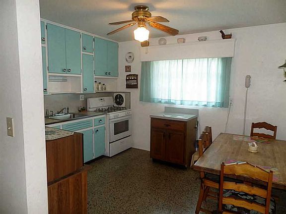 2nd image of 3532 SW 12th Ct