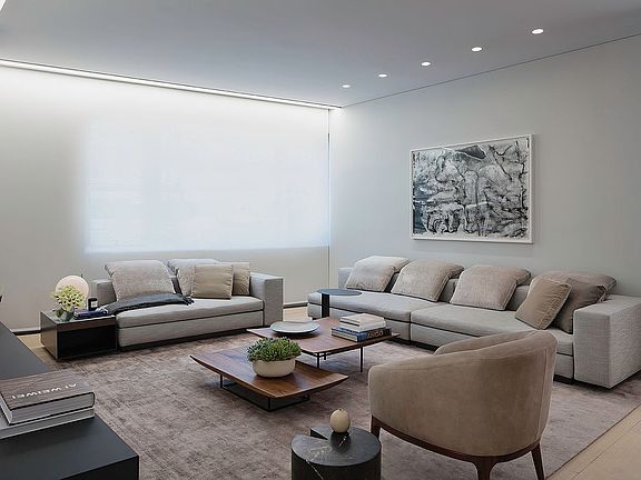 2nd image of 152 Elizabeth St #3E