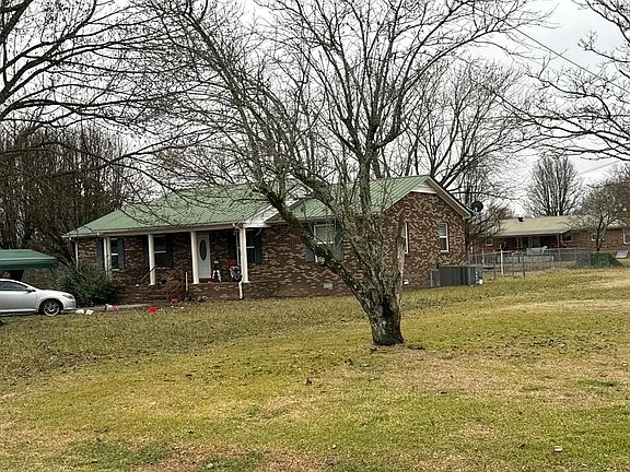 2nd image of 917 Forrest Ave