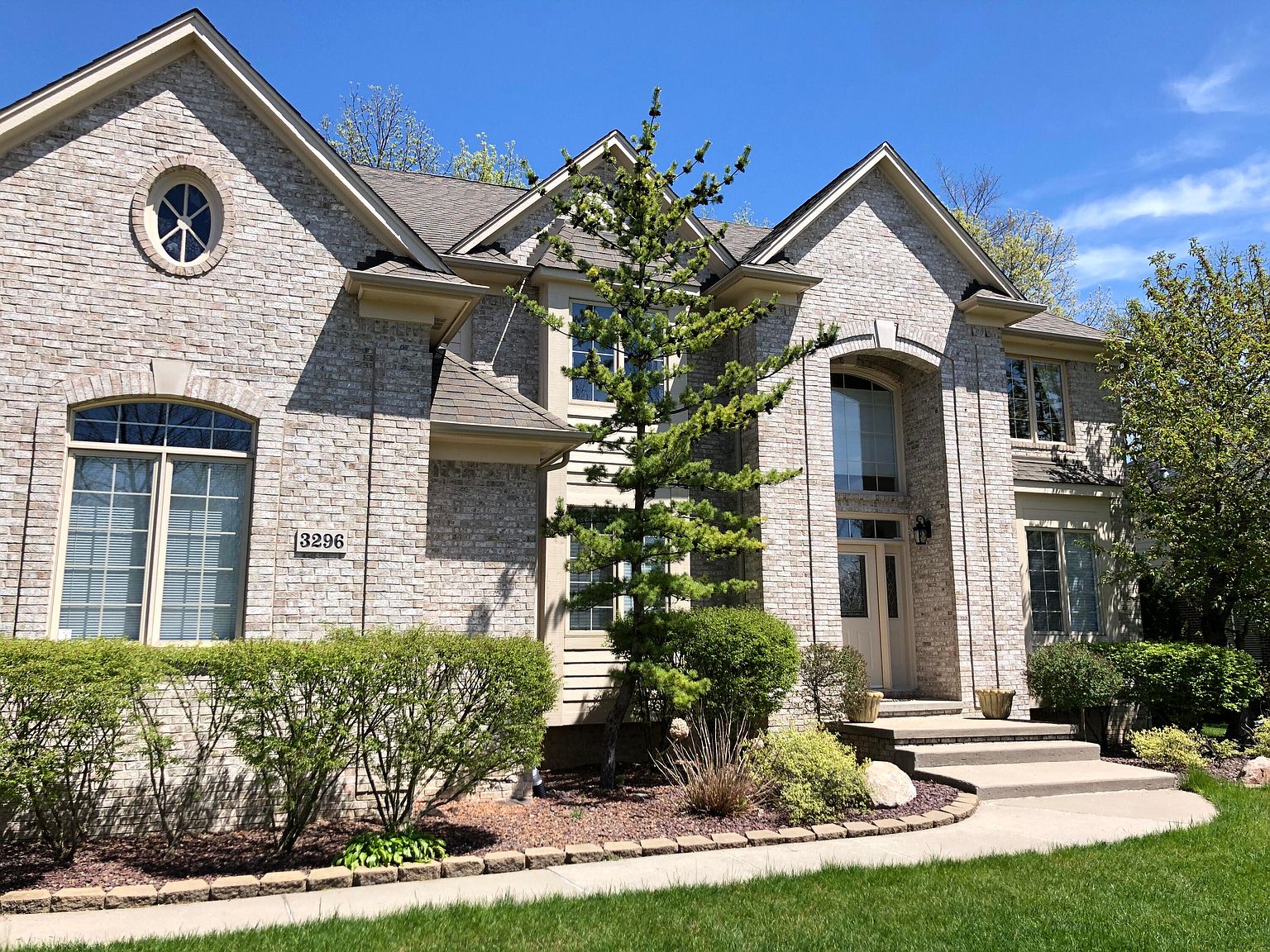 3296 Paramount Ln, Auburn Hills, MI 48326 Zillow