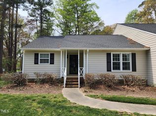 225 Bracken Ct, Raleigh, NC 27615