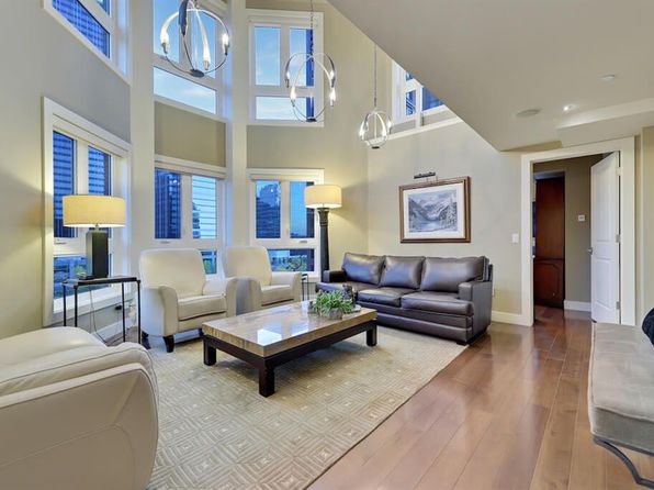 400 E Eau Claire Ave SW #1801, Calgary, AB T2P 4X2