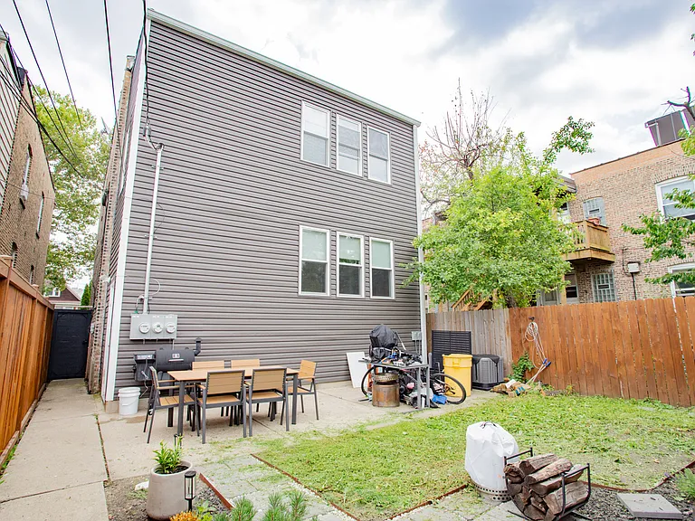 2906 N Harding Ave #2 — Photo 3