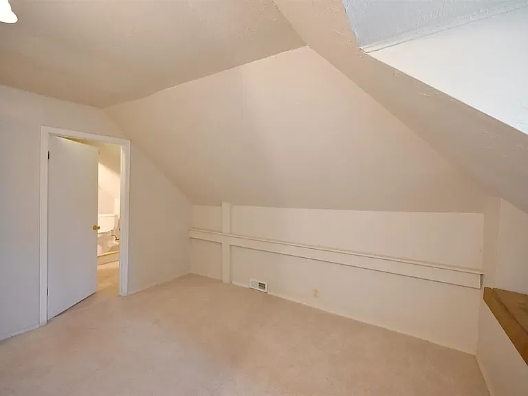 1401 S Lowry St — Photo 27