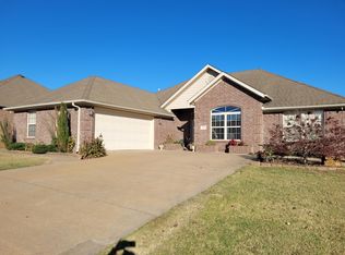 510 McKissic Spring Rd, Centerton, AR 72719