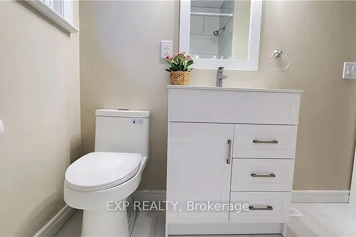 8 Hillcrest Ave — Photo 5