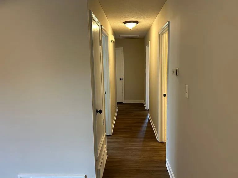 3530 Mayfair Dr — Photo 11