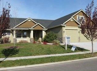 712 E Kaibab Trail Dr, Meridian, ID 83646