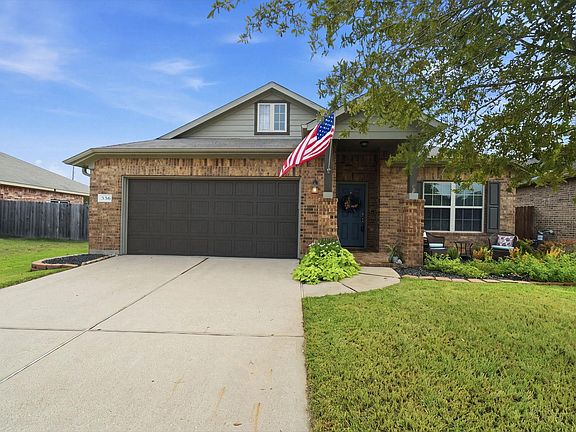 3rd image of 336 Country Crossing Cir