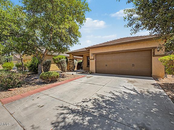 3rd image of 42509 W MONTEVERDE Drive