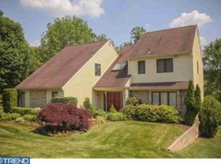 2300 Patricia Dr, Broomall, PA 19008