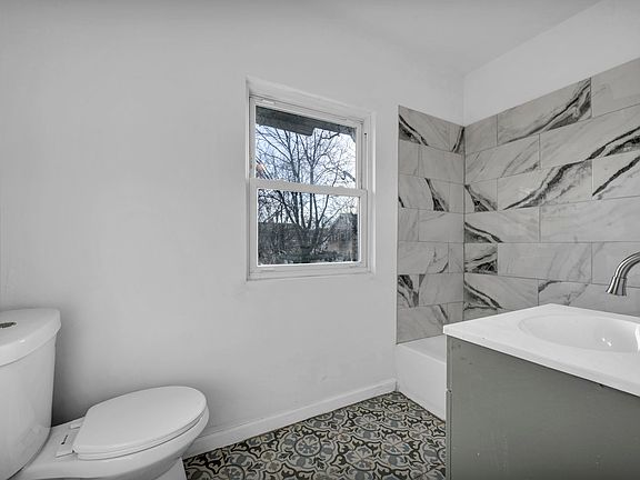 5th image of 1505 E 133rd St