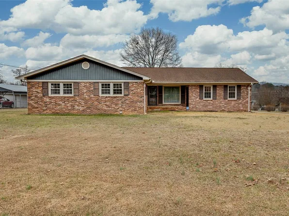 2 Tazewell Dr, Greenville, SC 29617