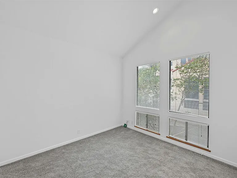 1735 Spyglass Dr #115 — Photo 21