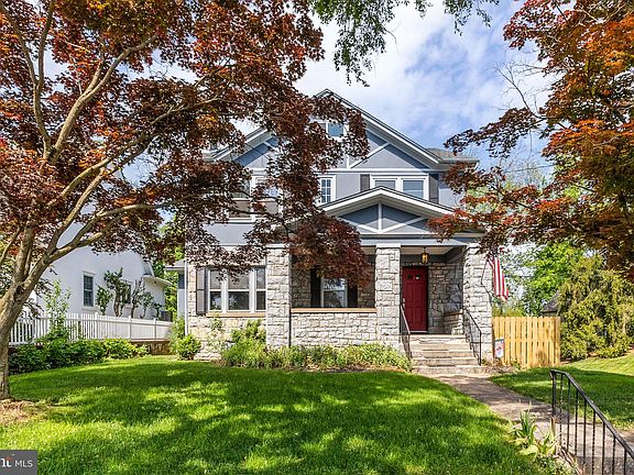 2nd image of 301 Courtfield Ave