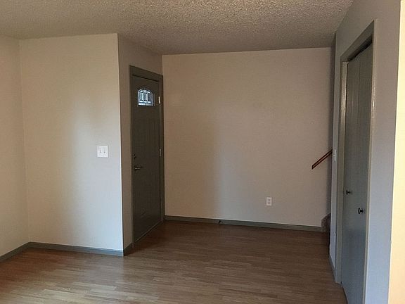 3rd image of 3731 Renee Dr