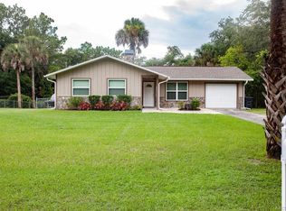 132 S Camellia Ave, Crystal River, FL 34429