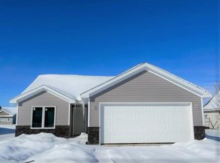 311 Staples Rd, Osceola, WI 54020