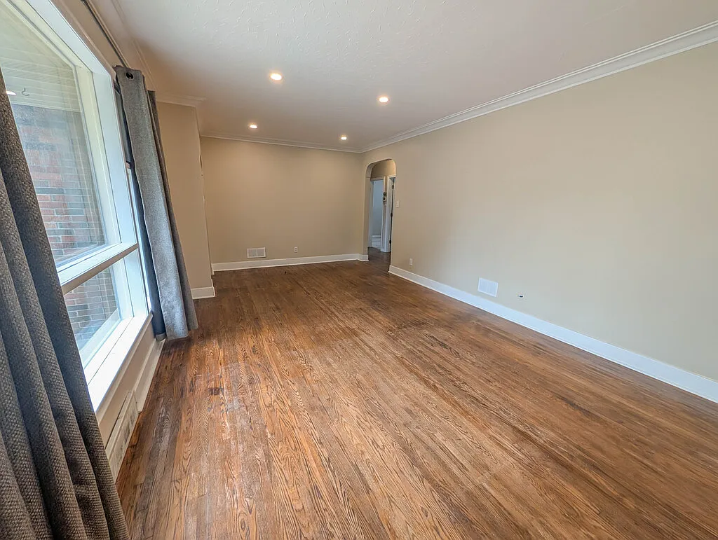 37 Franklin Blvd — Photo 4