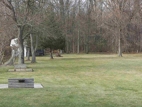 5th image of 1233 N Raisinville Rd