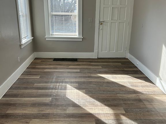 2nd image of 232 W Howard St