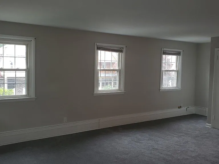 230 N Essex Ave #2 — Photo 9