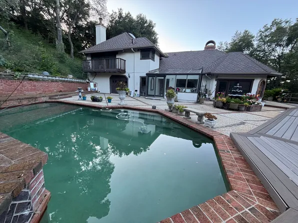 (undisclosed Address), Saratoga, CA 95070