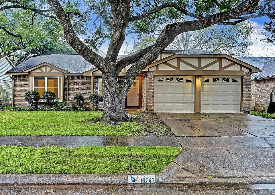 1st image of 16747 Colony Bend Dr