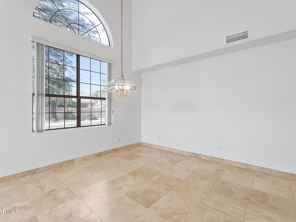 1st image of 2424 E Cielo Grande Ave