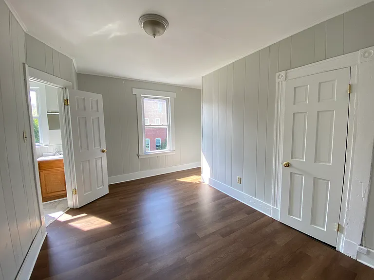 11 Lawrence St #6 — Photo 5