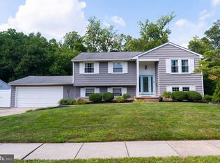 24 Saratoga Rd, Stratford, NJ 08084