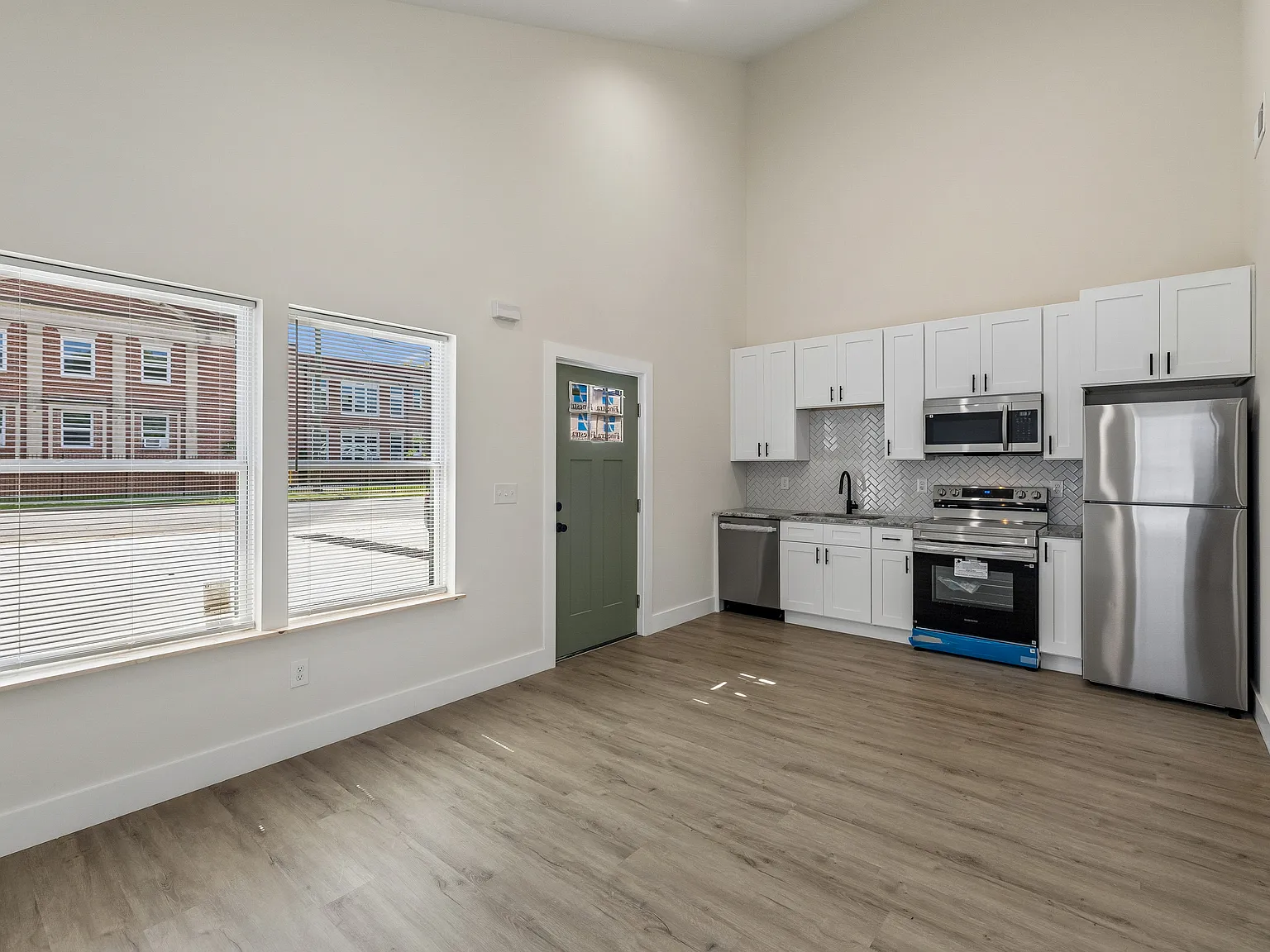 2 bed, $1,500 — Photo 4