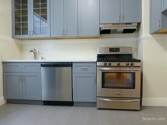 2nd image of 1650 California St APT 4